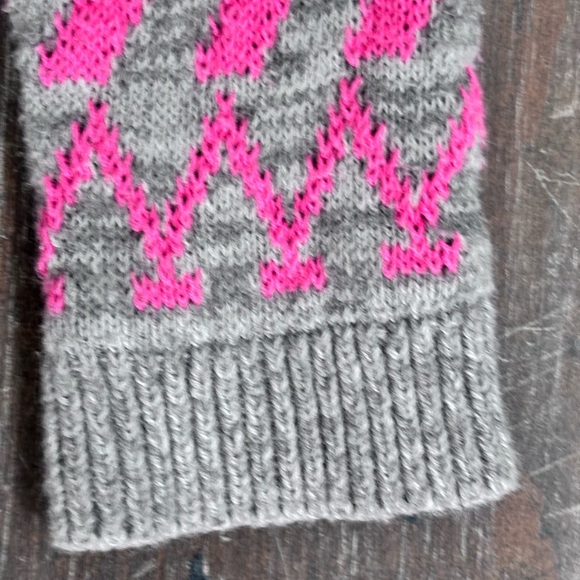 Cat & Jack Gray and Pink Fair Isle Cardigan Size XL (14/16) - Picture 7 of 11